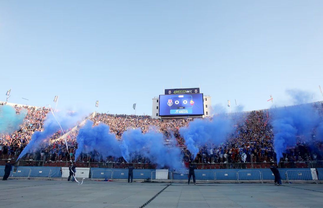 hinchada udechile