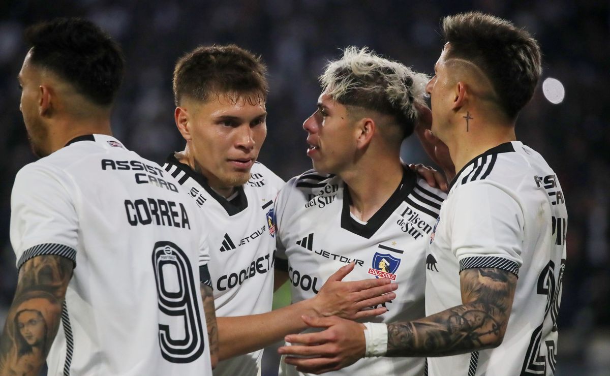 (Goles) Colo Colo derrota a Ñublense y sigue de cerca a Universidad de Chile