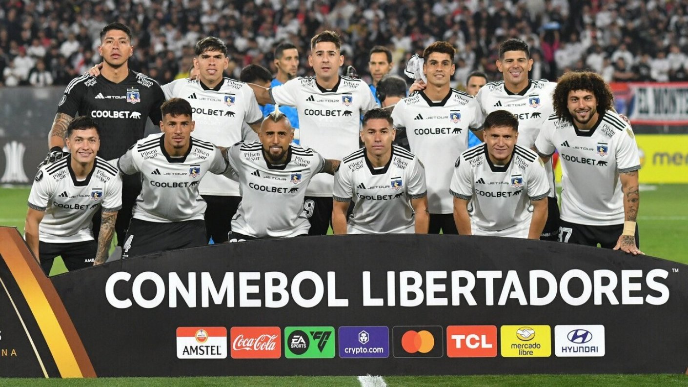 La formación de Colo Colo para enfrentar a Junior en Copa Libertadores