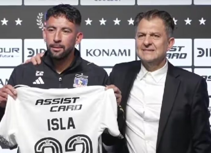 Así fue la presentación oficial de Mauricio Isla en Colo Colo - Te Caché!