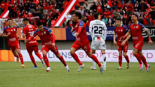 (Goles) Unión La Calera logra importante triunfo ante Palestino