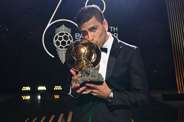 rodrigo hernandez balon oro 24