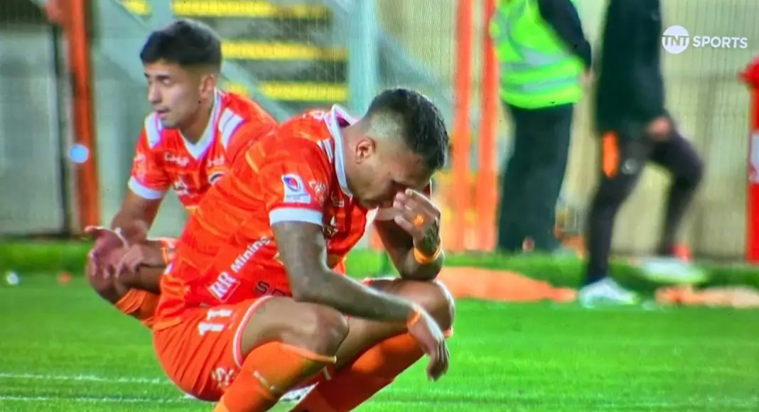 Tras empatar con la UC, la desazón de Cobreloa por el descenso casi seguro a la Primera B