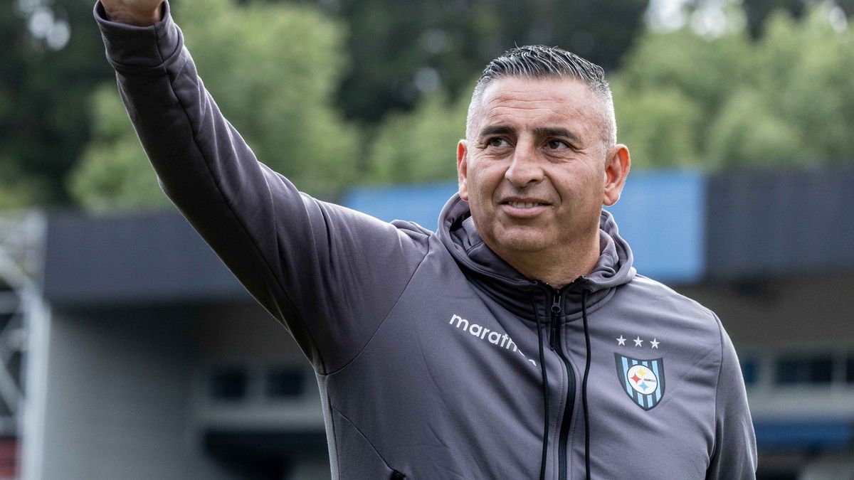 Jaime García fue presentado como nuevo entrenador de Huachipato