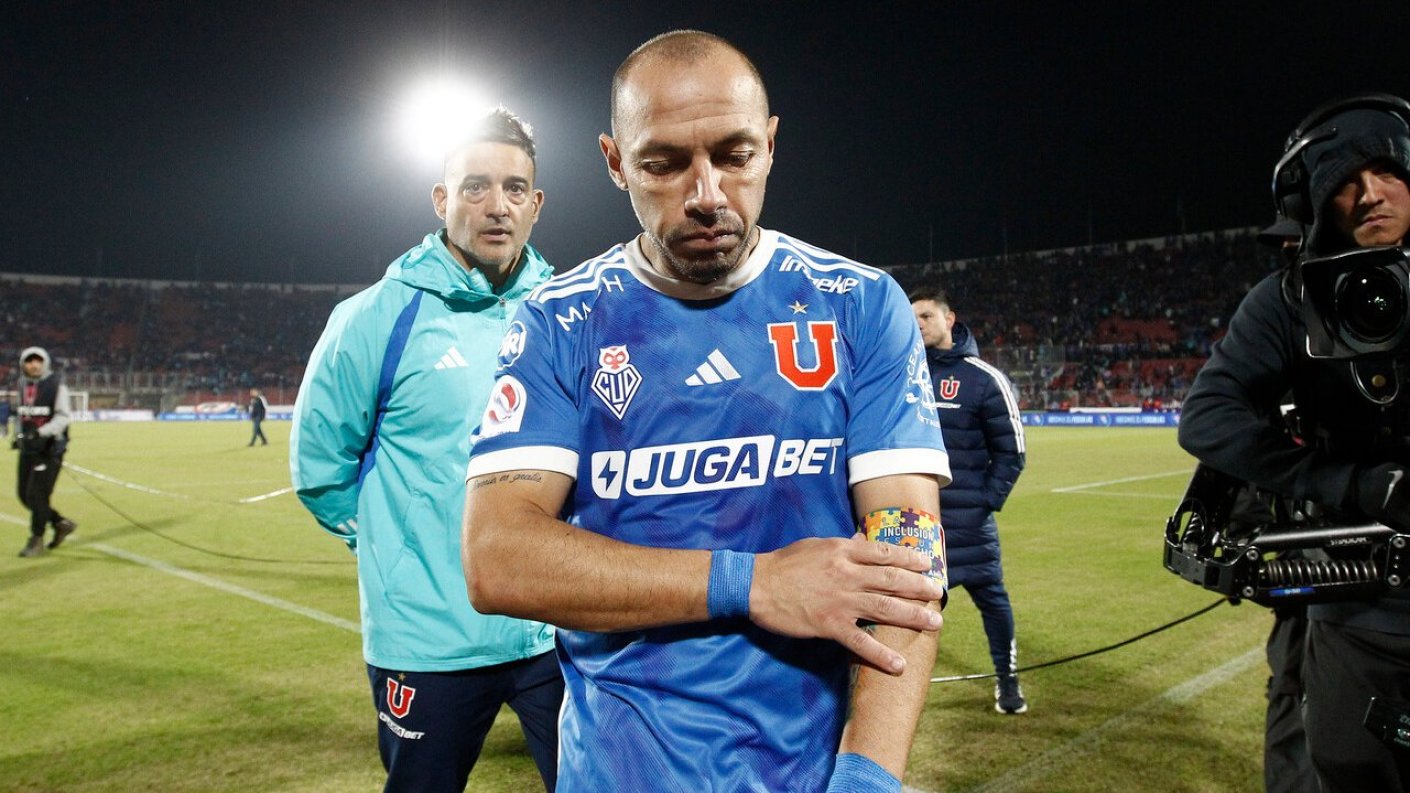 «Nos tiene sin cuidado, actuó correctamente»: La ‘U’ respalda los dichos de Marcelo Díaz tras empate ante Everton