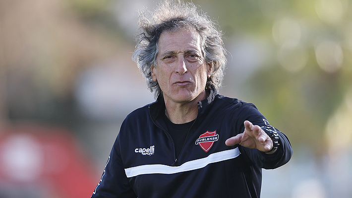 «Por salir rápido de un cacho…»: Mario Salas en picada contra la ANFP por final de Copa Chile