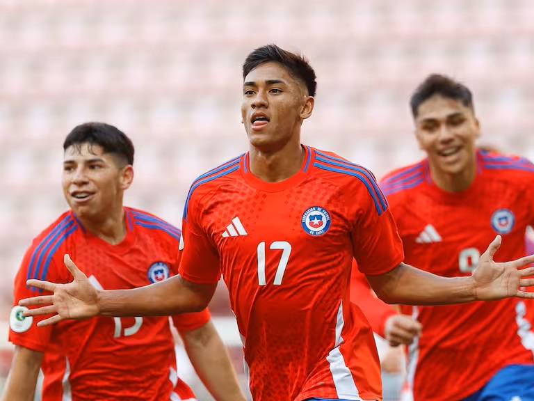 la roja vence a peru