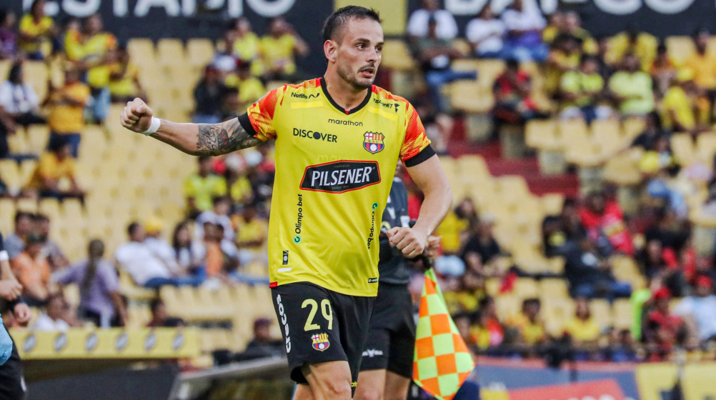 La ‘U’ vuelve a insistir con Octavio Rivero: aumentó la oferta