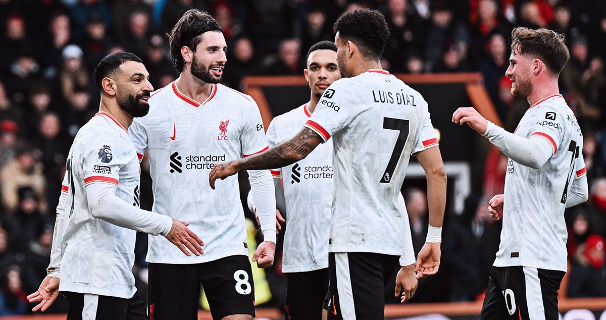 Liverpool vence a Bournemouth