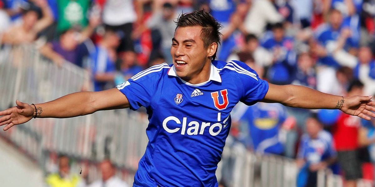Universidad de Chile habla sobre el fallido arribo de Eduardo Vargas