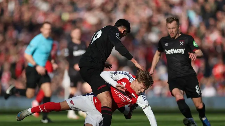 west ham vence al arsenal