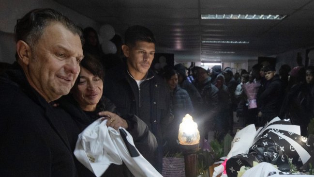 anibal mosal funeral hinchas colocolo