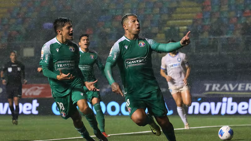audax vence a huachipato