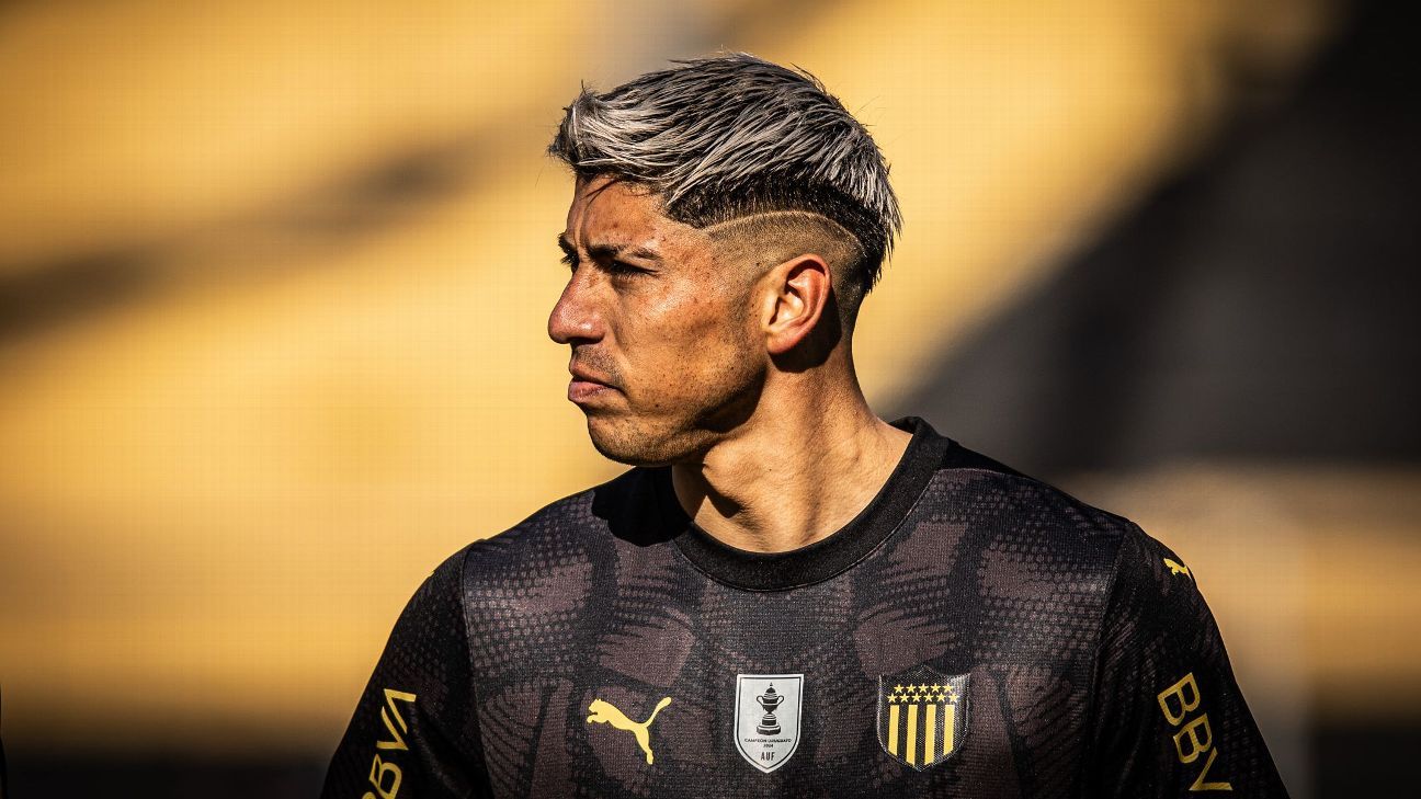 Brayan Cortés extiende racha invicta con Peñarol y sigue en lo más alto del fútbol uruguayo
