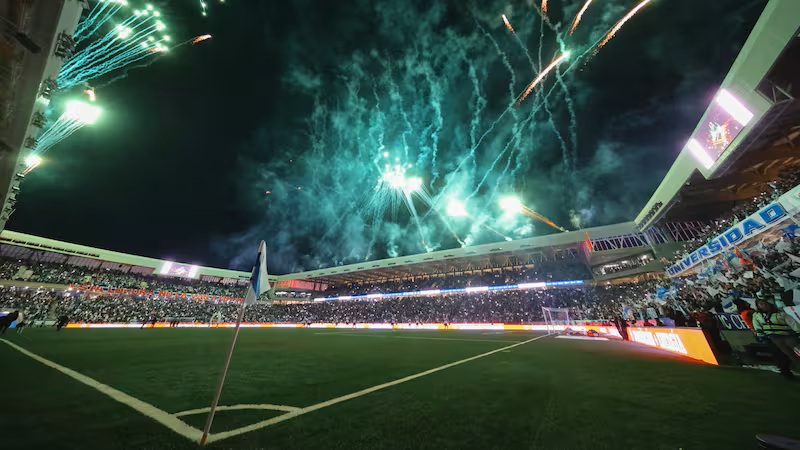 Claro Arena bajo la lupa: Universidad Católica enfrenta graves acusaciones