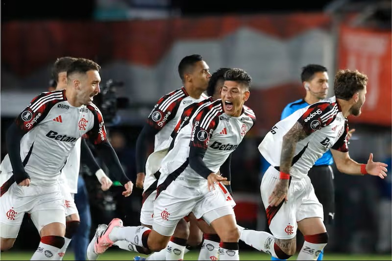 flamengo elimina a estudiantes
