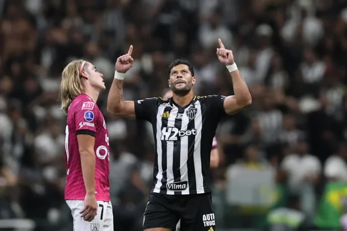 atletico mineiro vence a independiente del valle