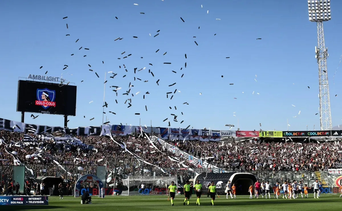 hinchas de colocolo