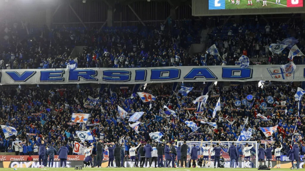 uc estadio claro arena