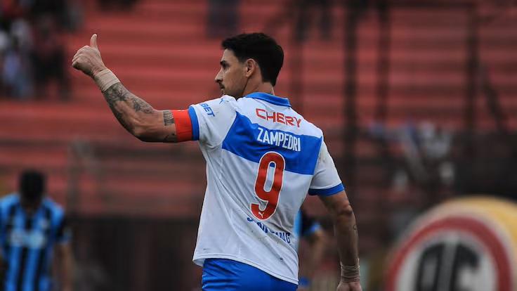 Figura de Universidad Católica podría perderse el clásico ante la ‘U’