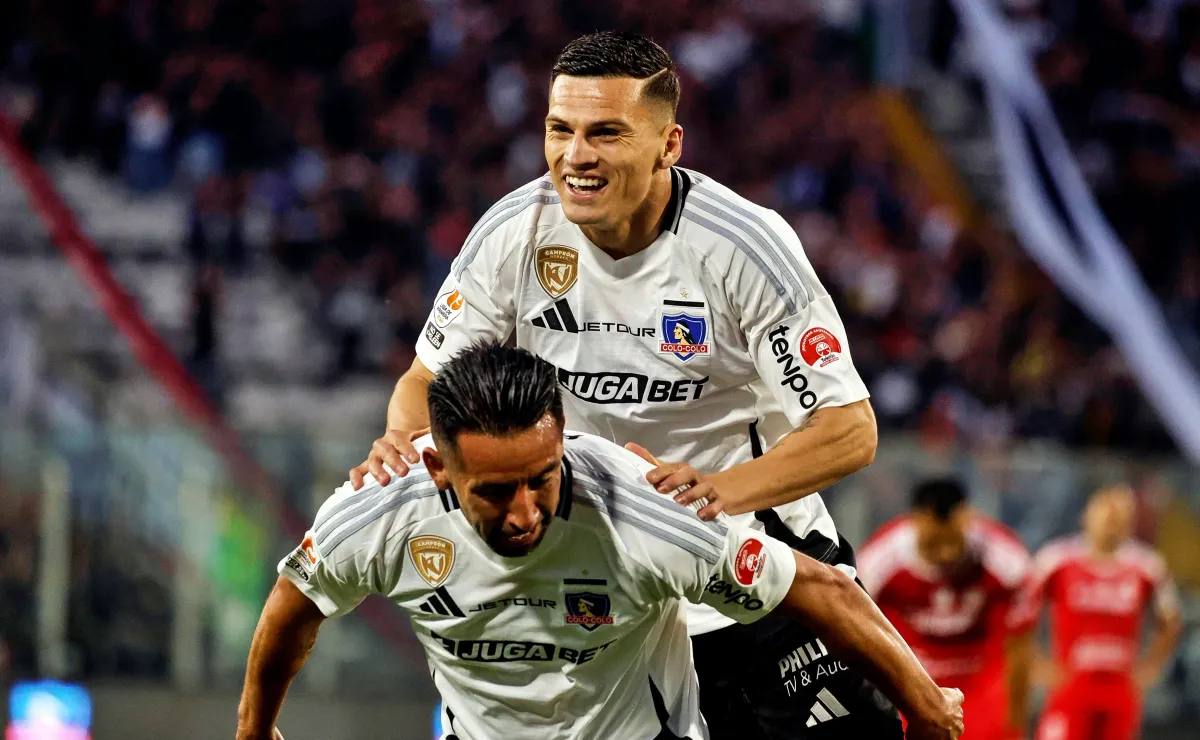 (Goles) Colo Colo golea a Unión La Calera y se acerca a la Copa Sudamericana