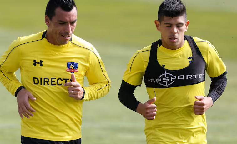 «Si lo piensa, que no lo diga»: Paredes responde a Pavez por sus comentarios sobre la UC