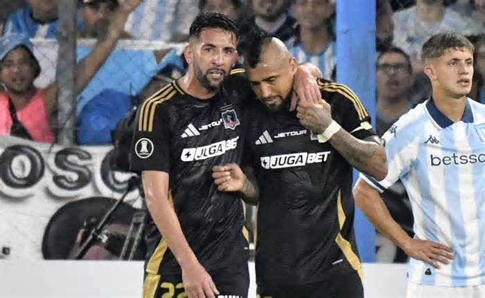 Arturo Vidal alza la voz por salida de Isla en Colo Colo: «Acá pocas veces se respeta a los jugadores que tienen trayectoria»