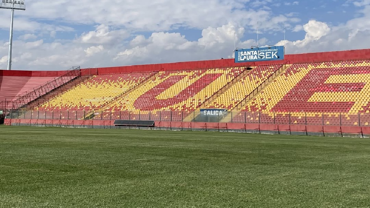 estadio santa laura