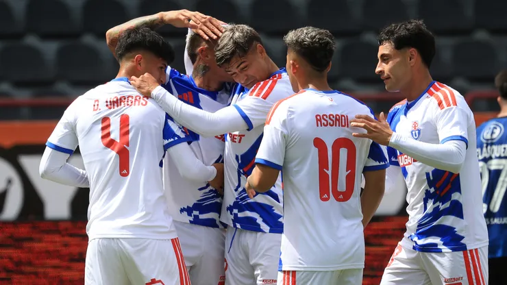Meneghini sorprende y deja fuera a dos refuerzos en la formación de la ‘U’ ante Limache