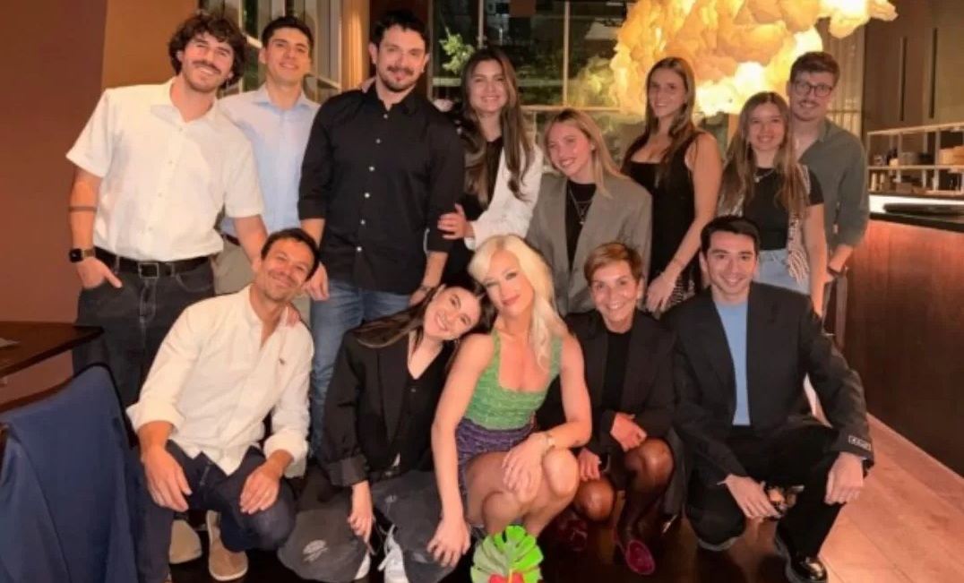 Vesta Lugg y Francisco Puelles presumen su amor en romántica foto ...