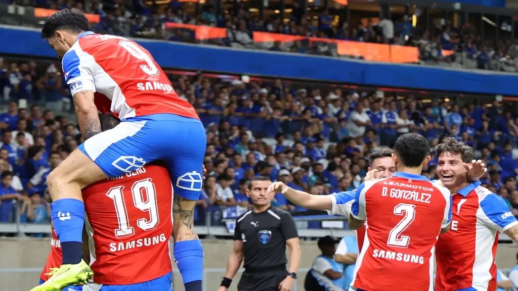ucatlica vence a cruzeiro