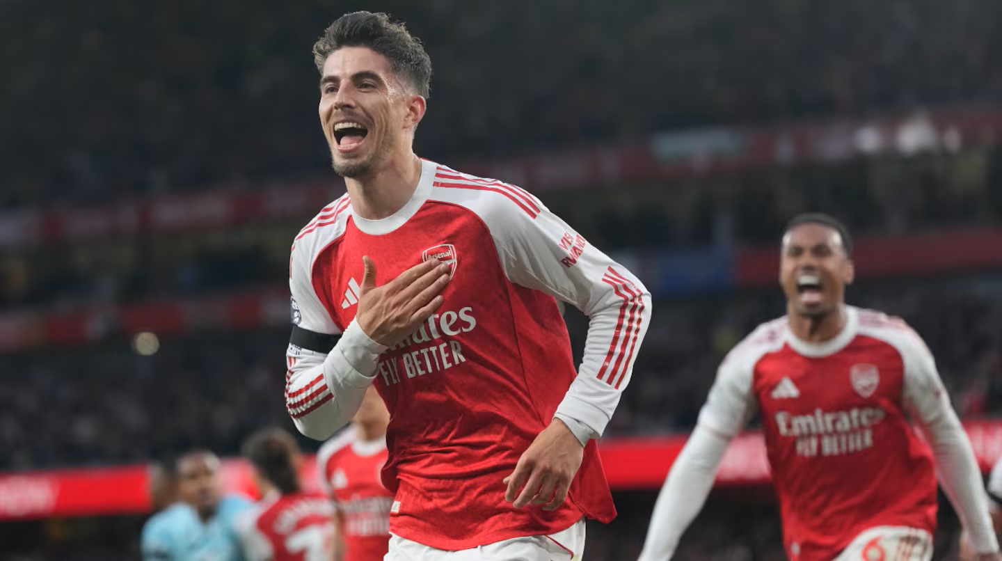 ¡Histórico! Arsenal rompe su sequía de 22 años y es campeón de la Premier League
