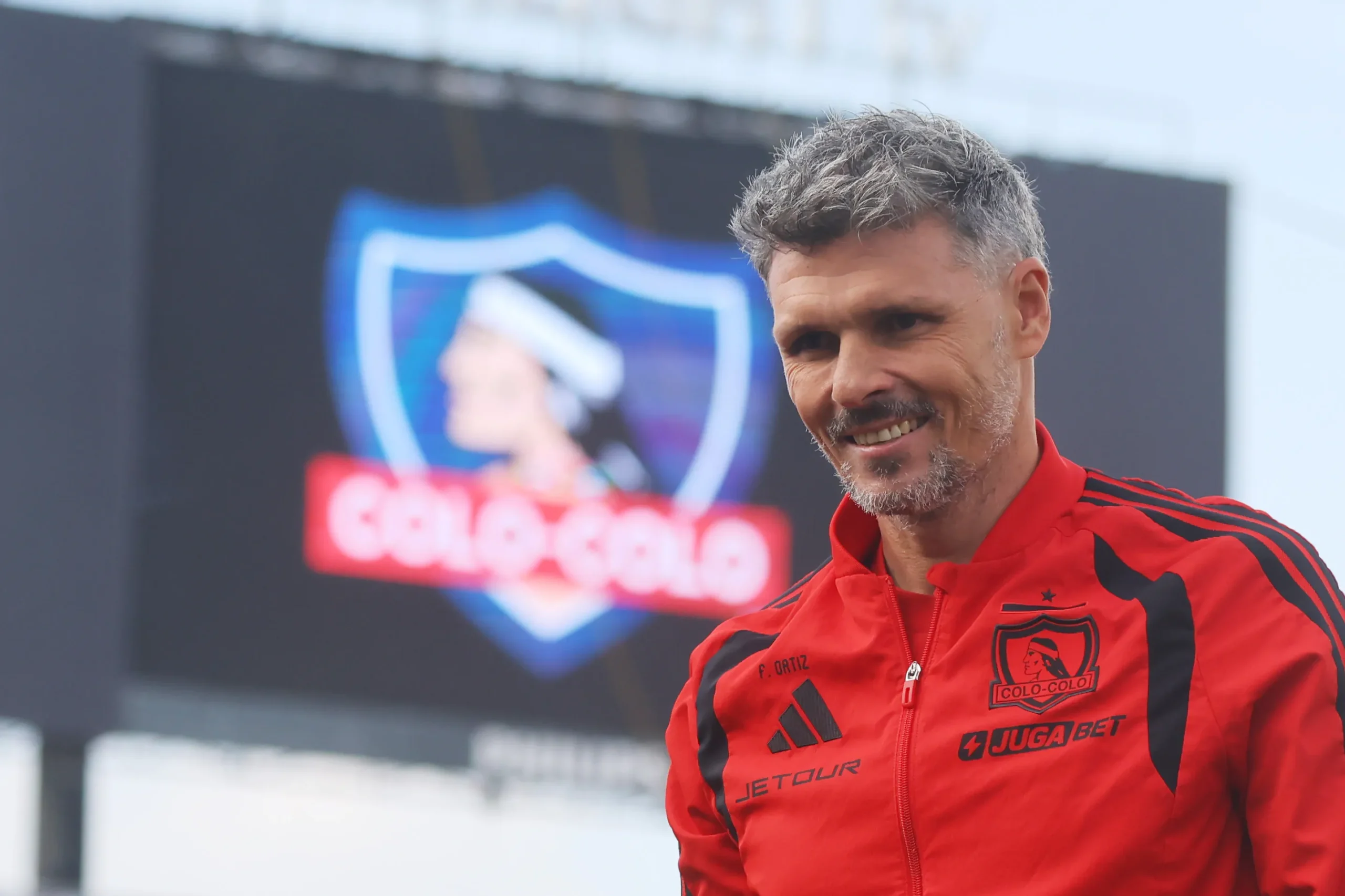¡Sorpresas en Colo Colo! Ortiz mueve el equipo y define formación ante Ñublense