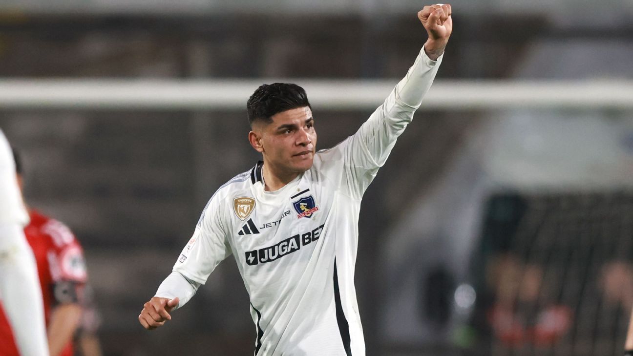 ¿Adiós a Colo Colo? Claudio Aquino podría continuar su carrera fuera de Chile