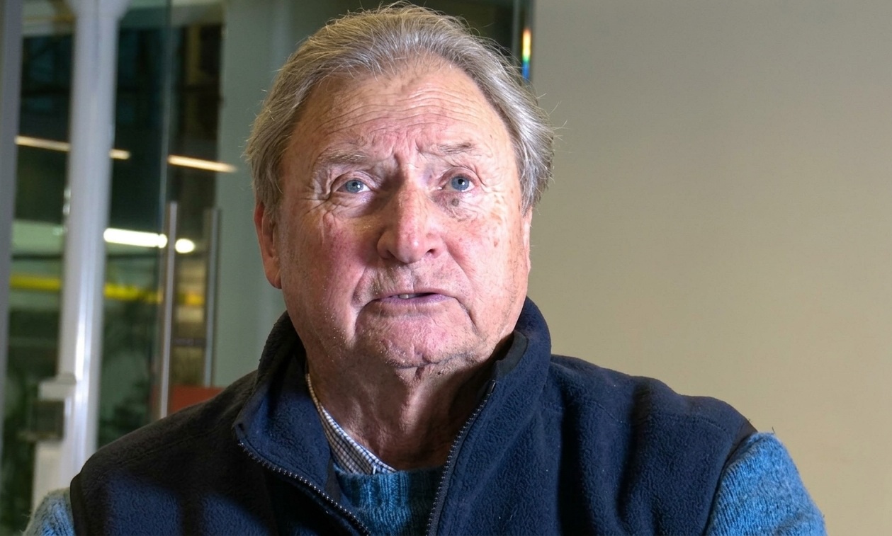 Adiós a una voz histórica: muere el relator Hans Marwitz y el fútbol lo despide