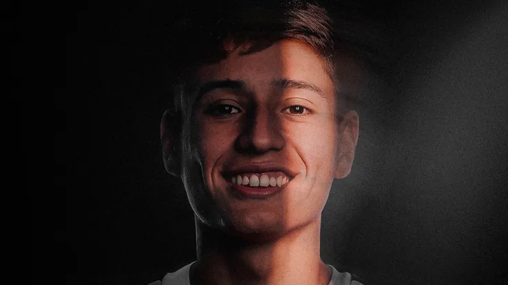 ¡Bombazo en Colo Colo! Iván Román es confirmado como nuevo refuerzo y llega al Monumental