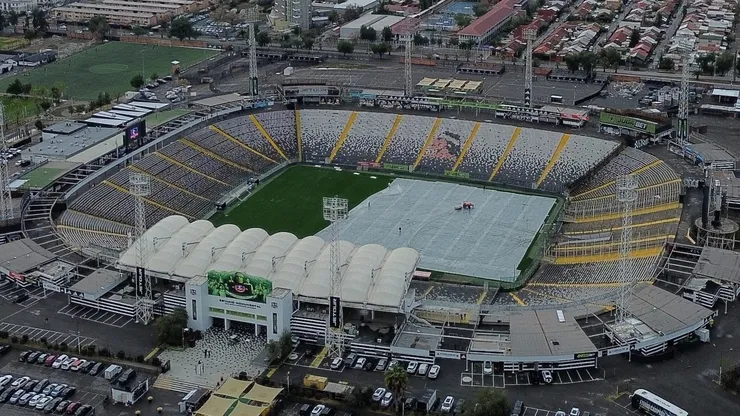¿Una estufa? El insólito método de Colo Colo para secar la cancha del Monumental