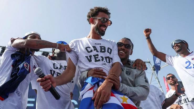 Vozinha ya está en Chile para firmar por Colo Colo: fecha de presentación y cuándo inicia sus entrenamientos