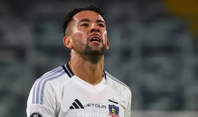 Colo Colo reacciona al retiro de Mauricio Isla y el «Huaso» sorprende con su respuesta