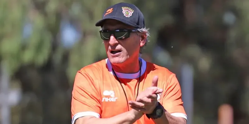 Sorpresas y novedades: la primera formación de Mario Salas en Cobreloa ante Coquimbo Unido
