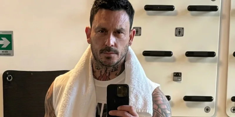 ¿Nuevo romance? Filtran foto de Mauricio Pinilla a los besos con conocida panelista