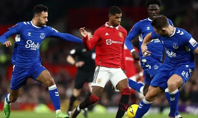 ¿Cuándo juegan Everton y Manchester United? Revisa horario y dónde ver EN VIVO por la Premier League
