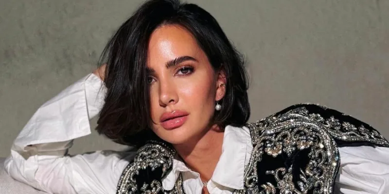 Aylén Milla recibió críticas por sus fotos durante el aluvión en Las Condes y salió a pedir disculpas
