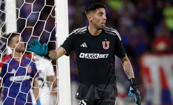 ¿Se va Gabriel Castellón? Universidad de Chile busca un nuevo arquero para la próxima temporada