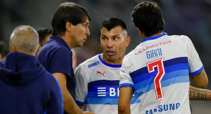 Tensión en Universidad Católica: el encontrón entre Daniel Garnero y Gary Medel que remece al club