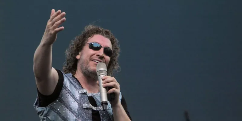 ¿Cuánto cobra Leo Rey por show? Filtran la millonaria cifra y revelan su particular promoción con grito viral