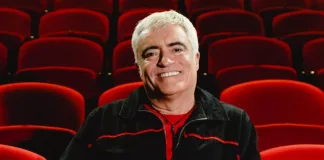 mauricio flores