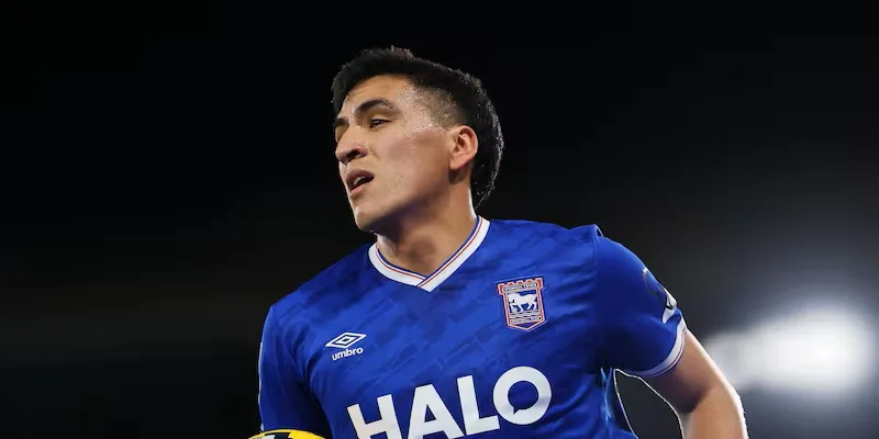 «Golpeó mi puerta»: DT del Ipswich Town destapa sorpresiva petición de Marcelino Núñez