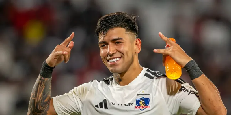 Revelan el motivo que dejó a Diego Ulloa fuera de Colo Colo: apuntan a una indisciplina